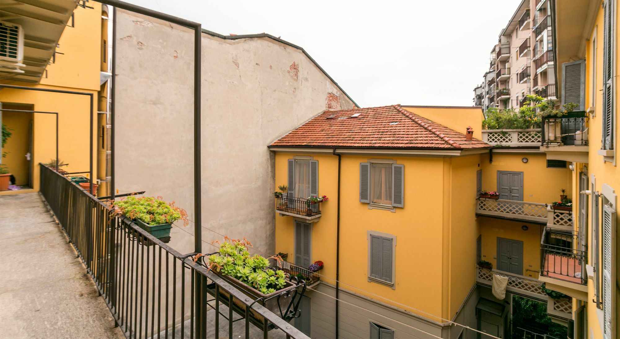 Pit Stop Navigli Mailand Exterior foto